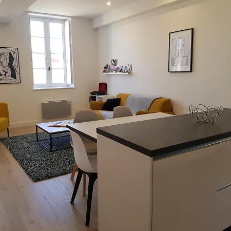 Apartment Carnot Chic *