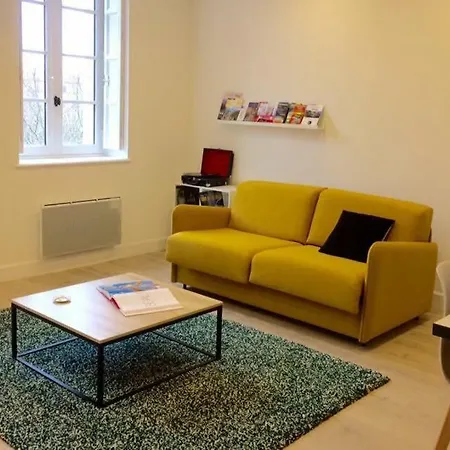 Carnot Chic Apartment *